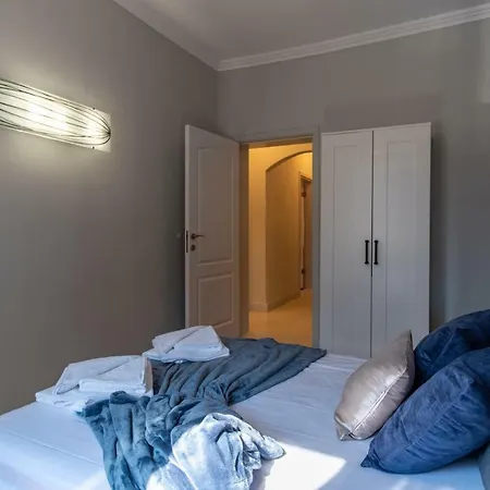 Midnight Blue Apartament Burgas City