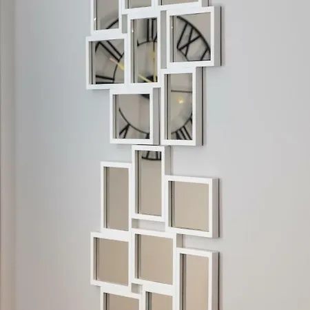 아파트 Midnight Blue 부르가스