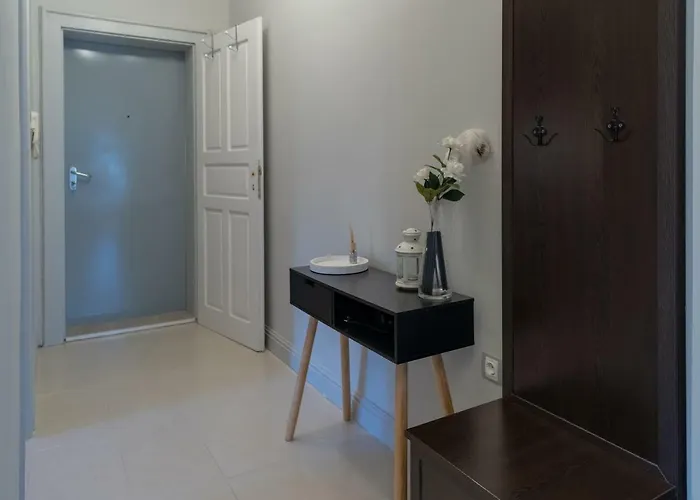 Midnight Blue * Burgaz